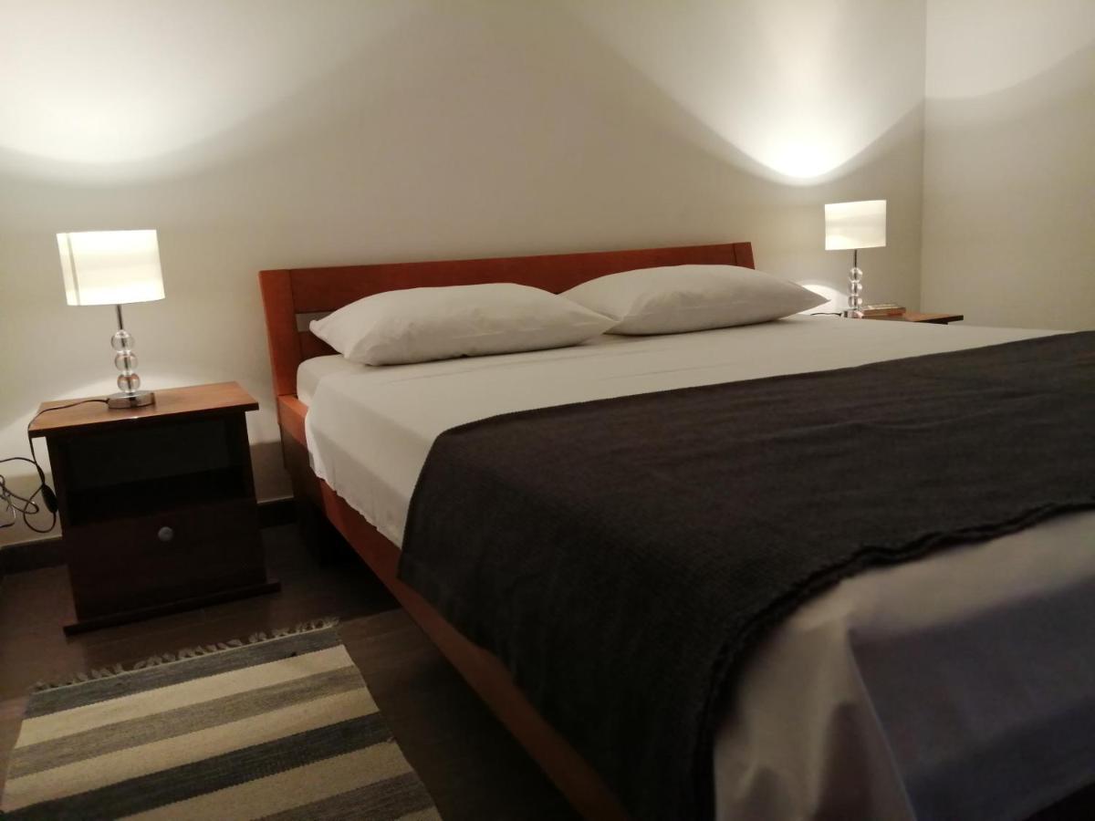 Villa Luce Apartment House カルロバッグ エクステリア 写真