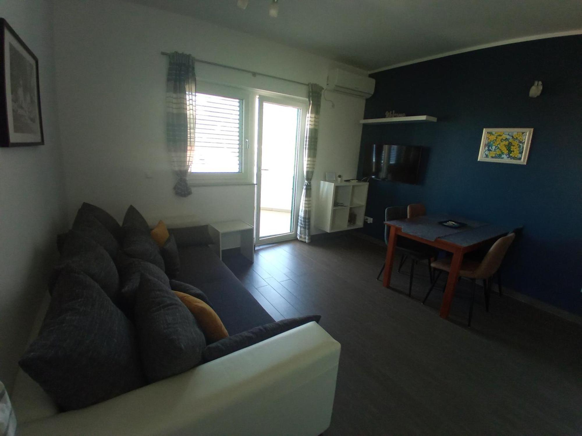 Villa Luce Apartment House カルロバッグ エクステリア 写真