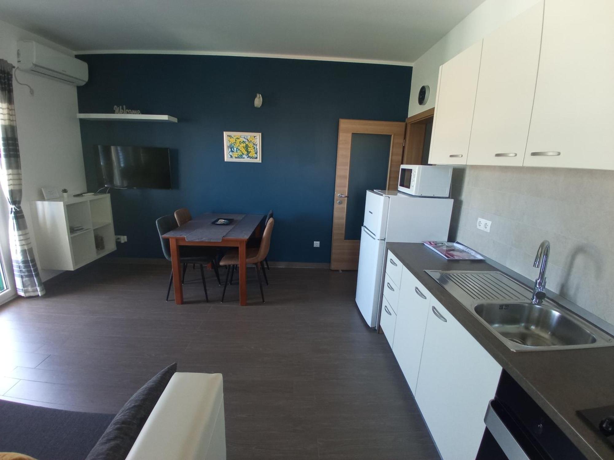 Villa Luce Apartment House カルロバッグ エクステリア 写真