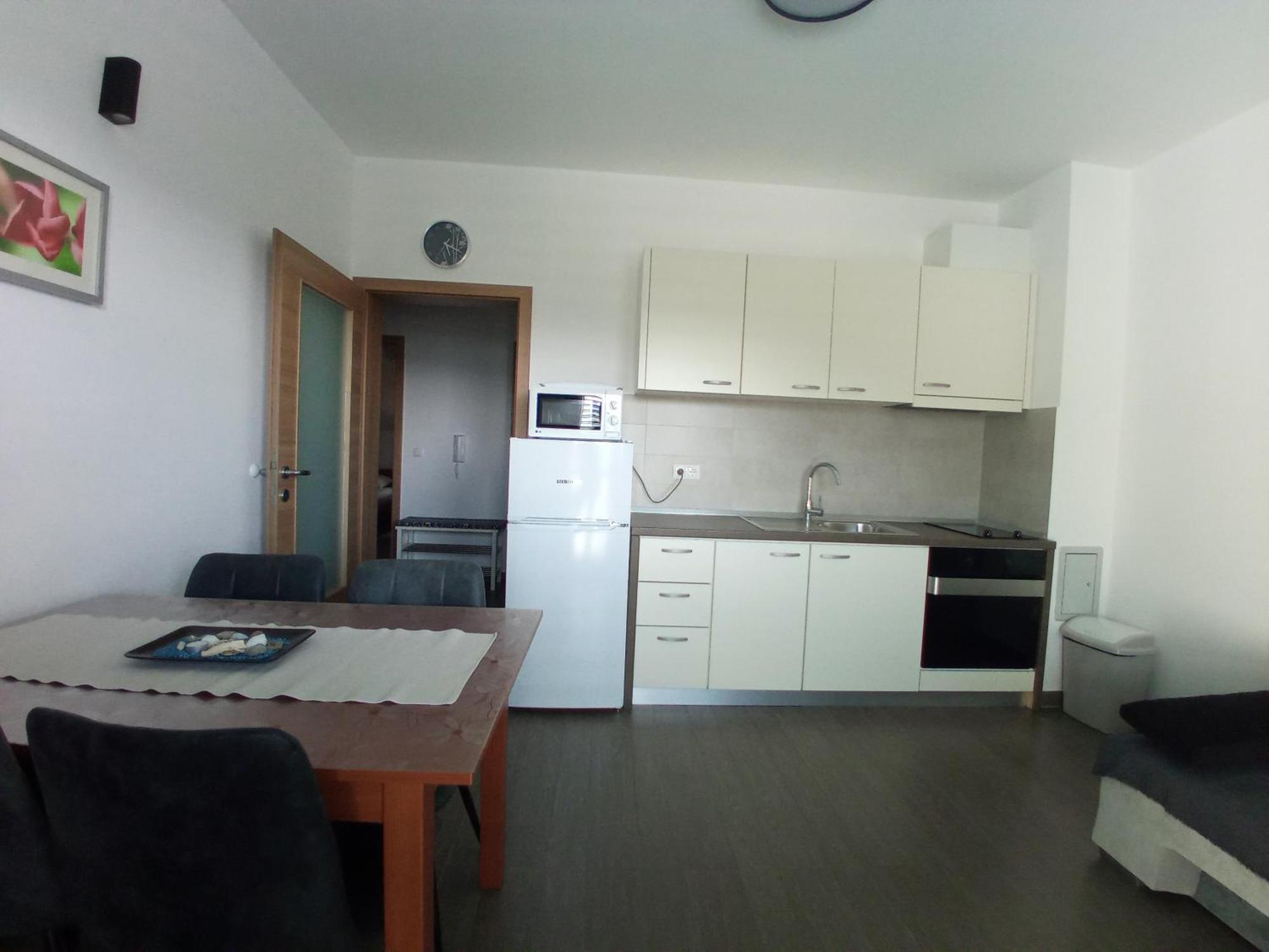 Villa Luce Apartment House カルロバッグ エクステリア 写真